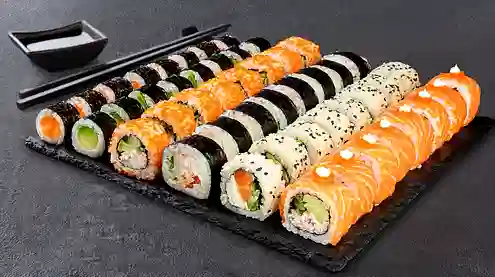 Сет У великому місті меню Sushi Master