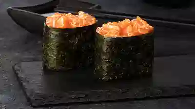 Суши гункан с лососем меню Sushi Master